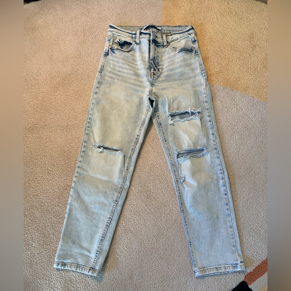Celebrity Pink Women's Light Blue Relaxed Jeans